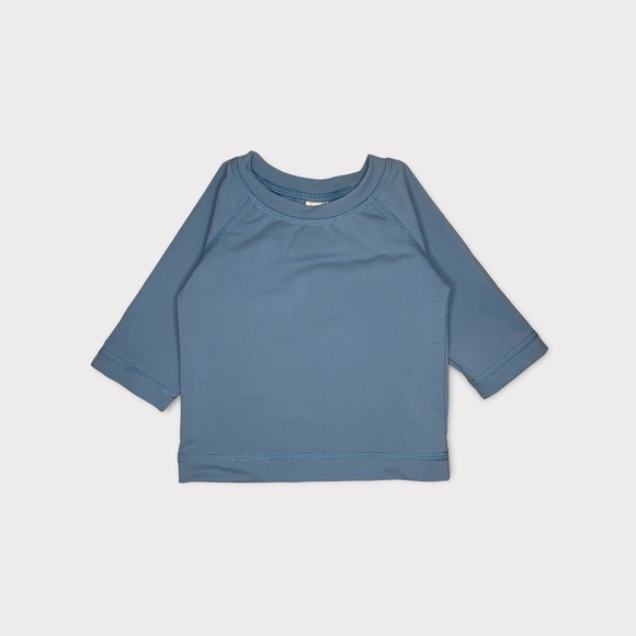 Hanna Andersson Blue Long Sleeve Rash Guard - Picture 2 of 4